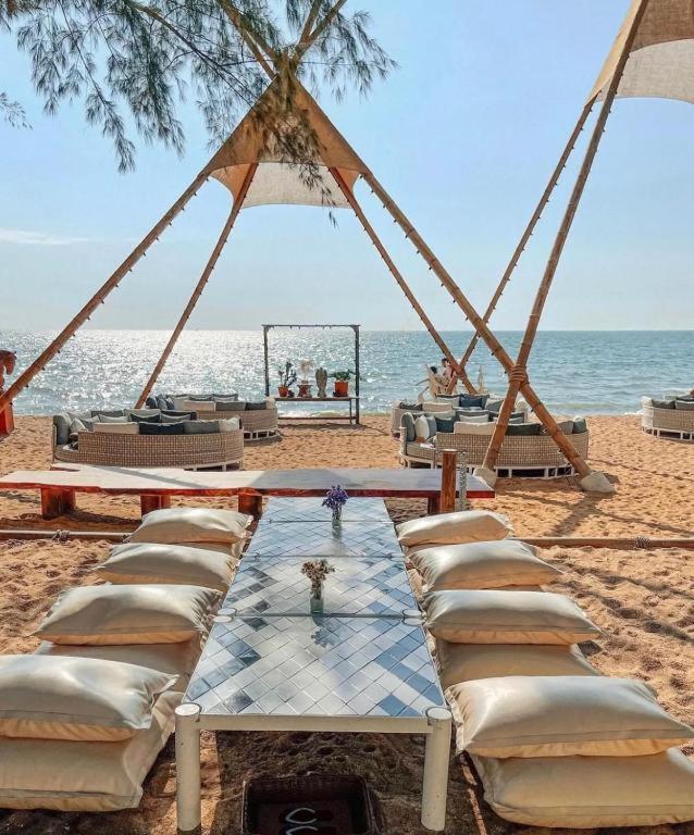Grand Florida Beach Waterpark Condo Resort На Джомтиен Екстериор снимка